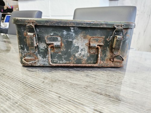 Trousse militaire - trousse,