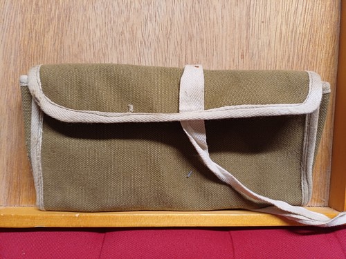 Authentique ancienne trousse